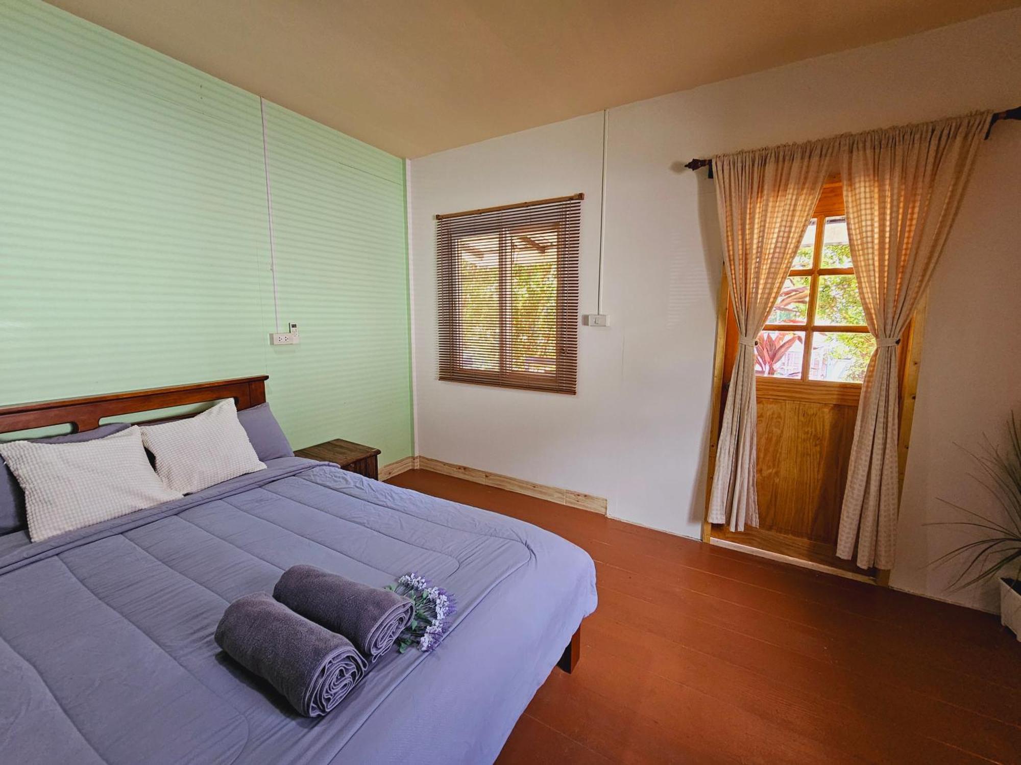 Baan Suan Khun Ta บ้านพักสวนคุณตา Koh Chang Exterior foto